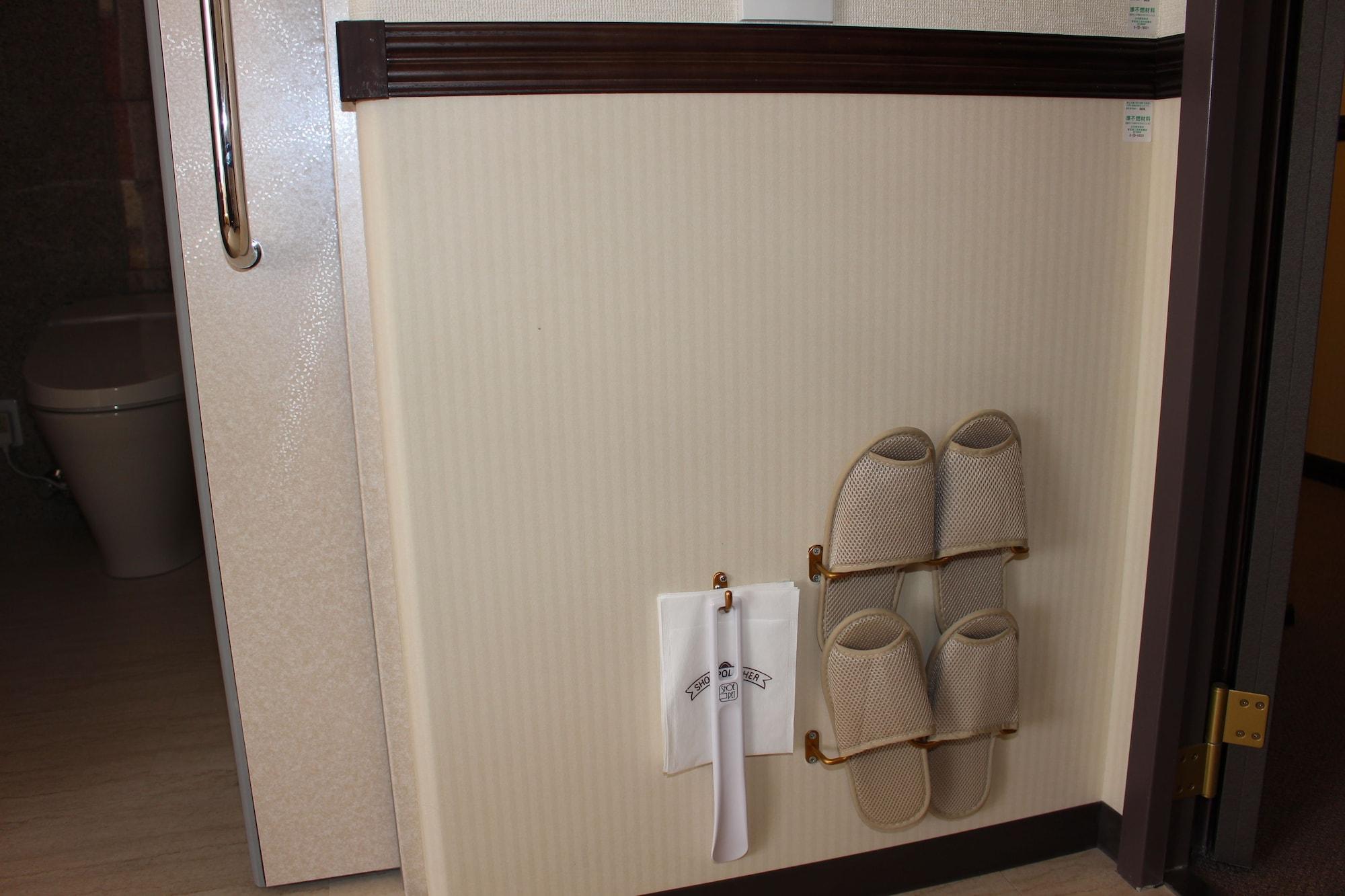 Toyoko Inn Kobe Minatogawa Koen Zewnętrze zdjęcie