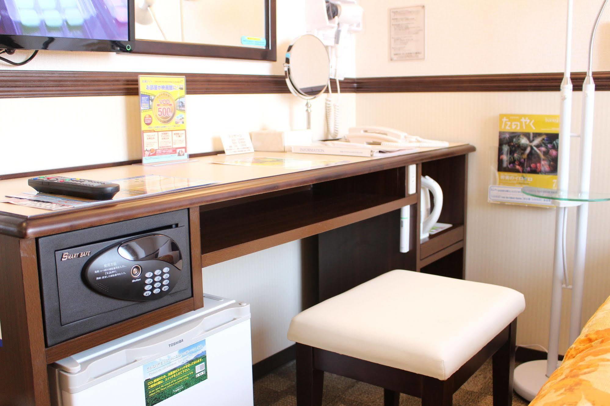 Toyoko Inn Kobe Minatogawa Koen Zewnętrze zdjęcie